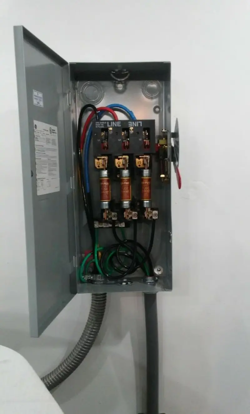 Three-phase disconnect switch installed for Electrical Wiring & Rewiring in Los Angeles